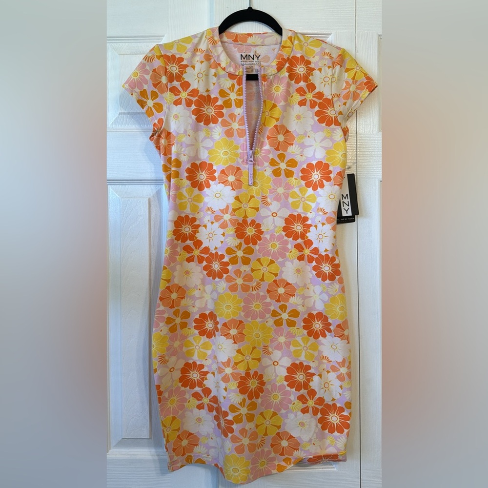 Brand new never worn Andrew Marc 70s mini floral dress zipper embellishment TAGS